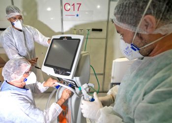 En 24 de mayo, el Ministerio de Salud envió 40 respiradores al estado de Pará, en el norte de Brasil. Los dispositivos se distribuyeron entre la capital, Belém, y otros cinco municipios del interior del estado. Fuente: agencia oficial de noticias del gobierno de Pará -