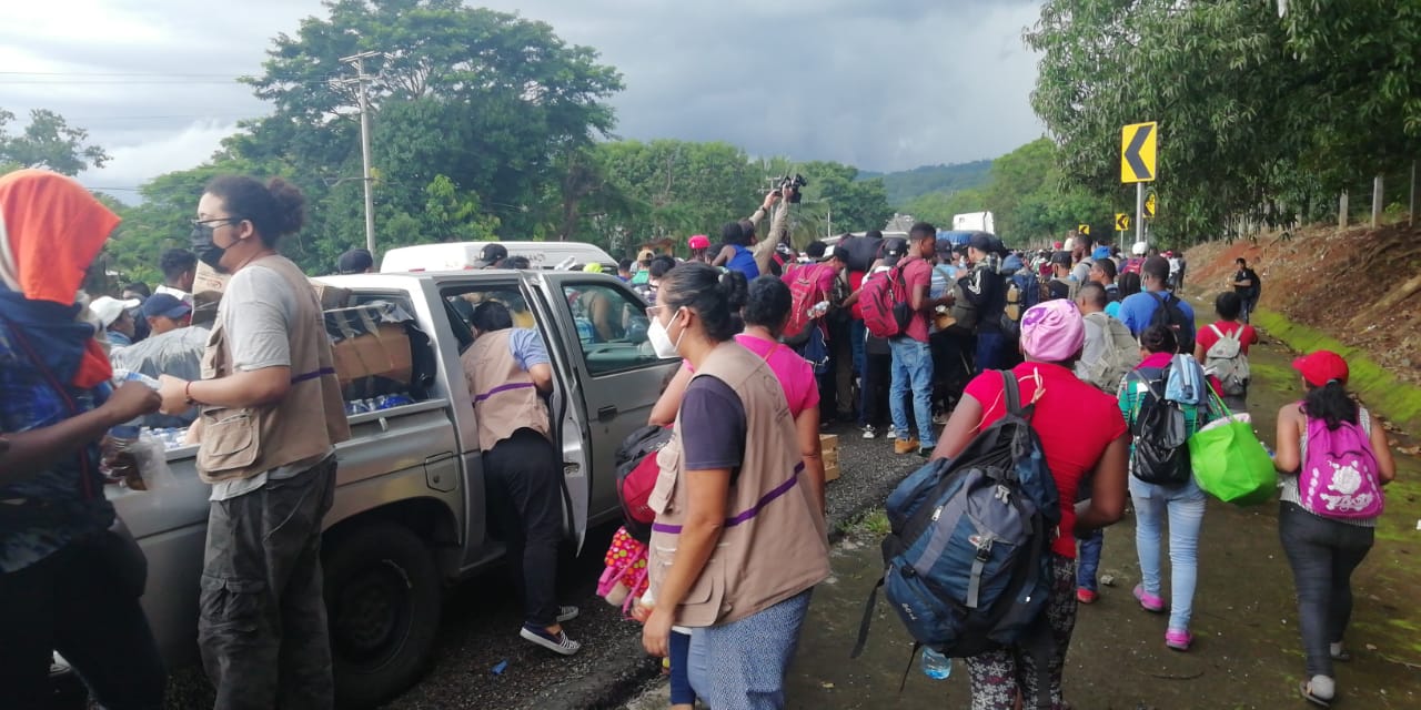 Ayuda caravanas migrantes