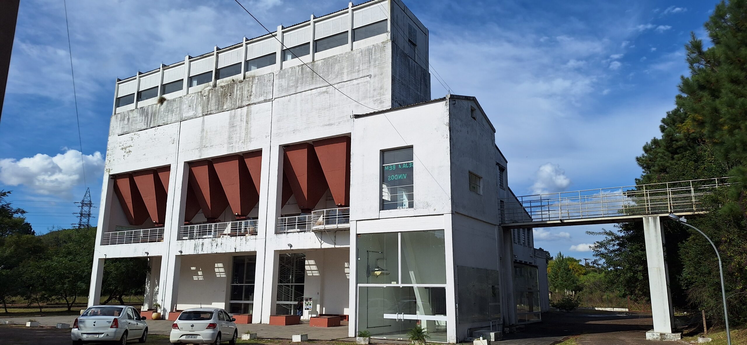 Antiga usina de Candiota I vai virar centro cultural, mas precisa de reformas. Credito Silvia Lisboa
