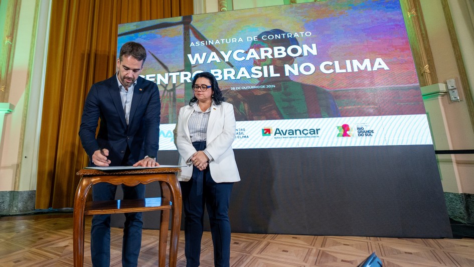 governador assina projeto para o plano de transição energética